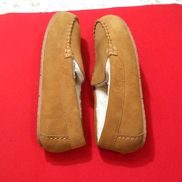LANDS END SLIPPERS - Picture 6 of 10